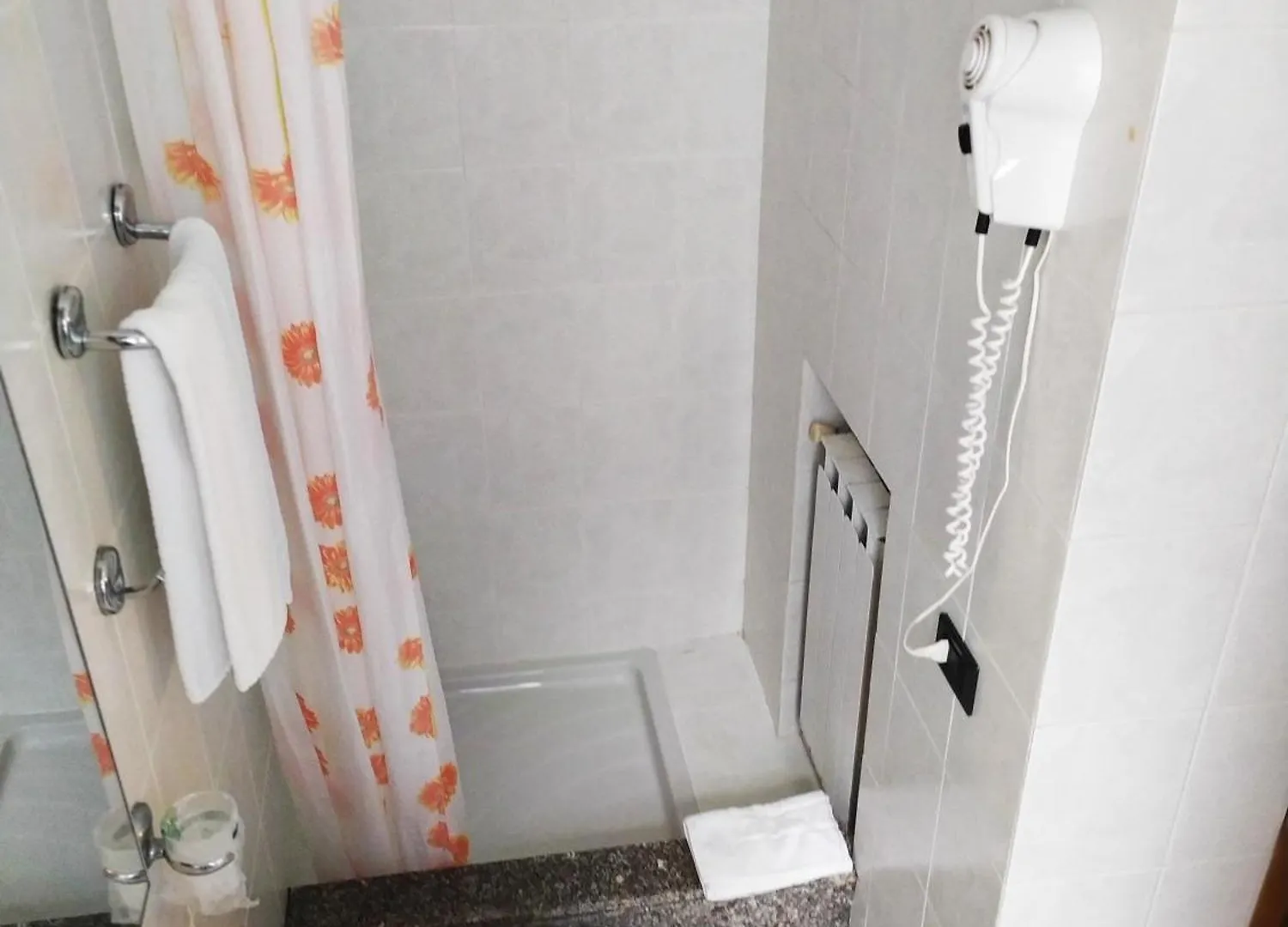 Hotel Torre Celle Ligure 2*,  Italia