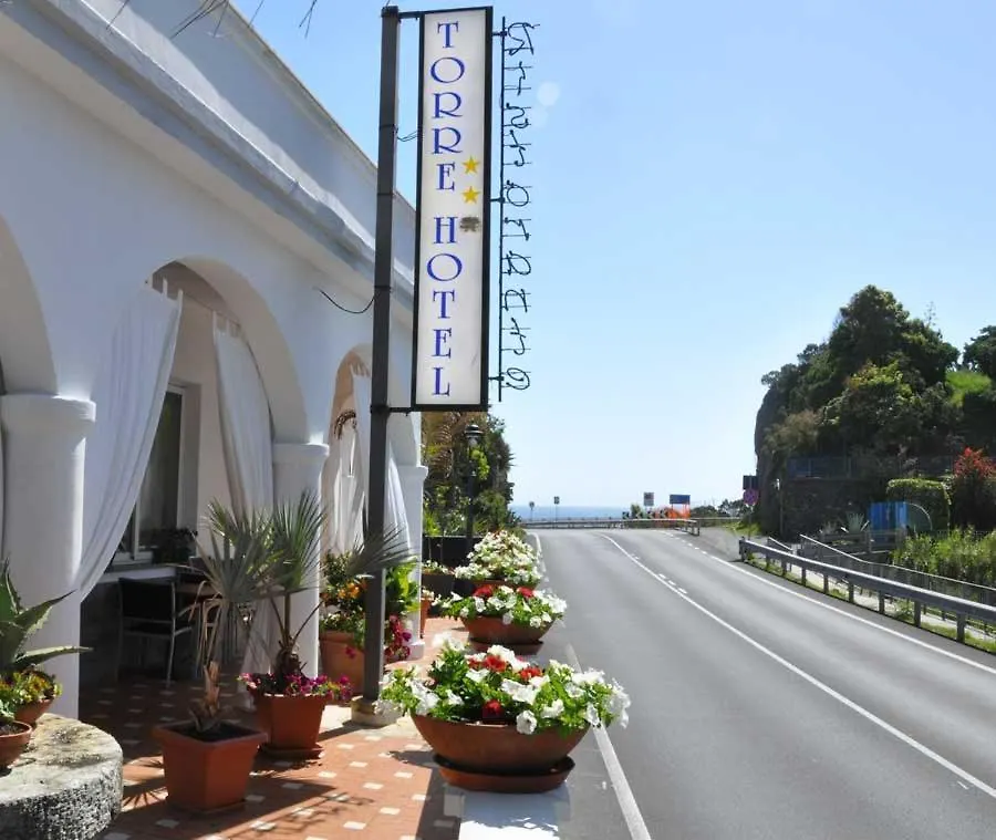 Hotel Torre Celle Ligure 2*,