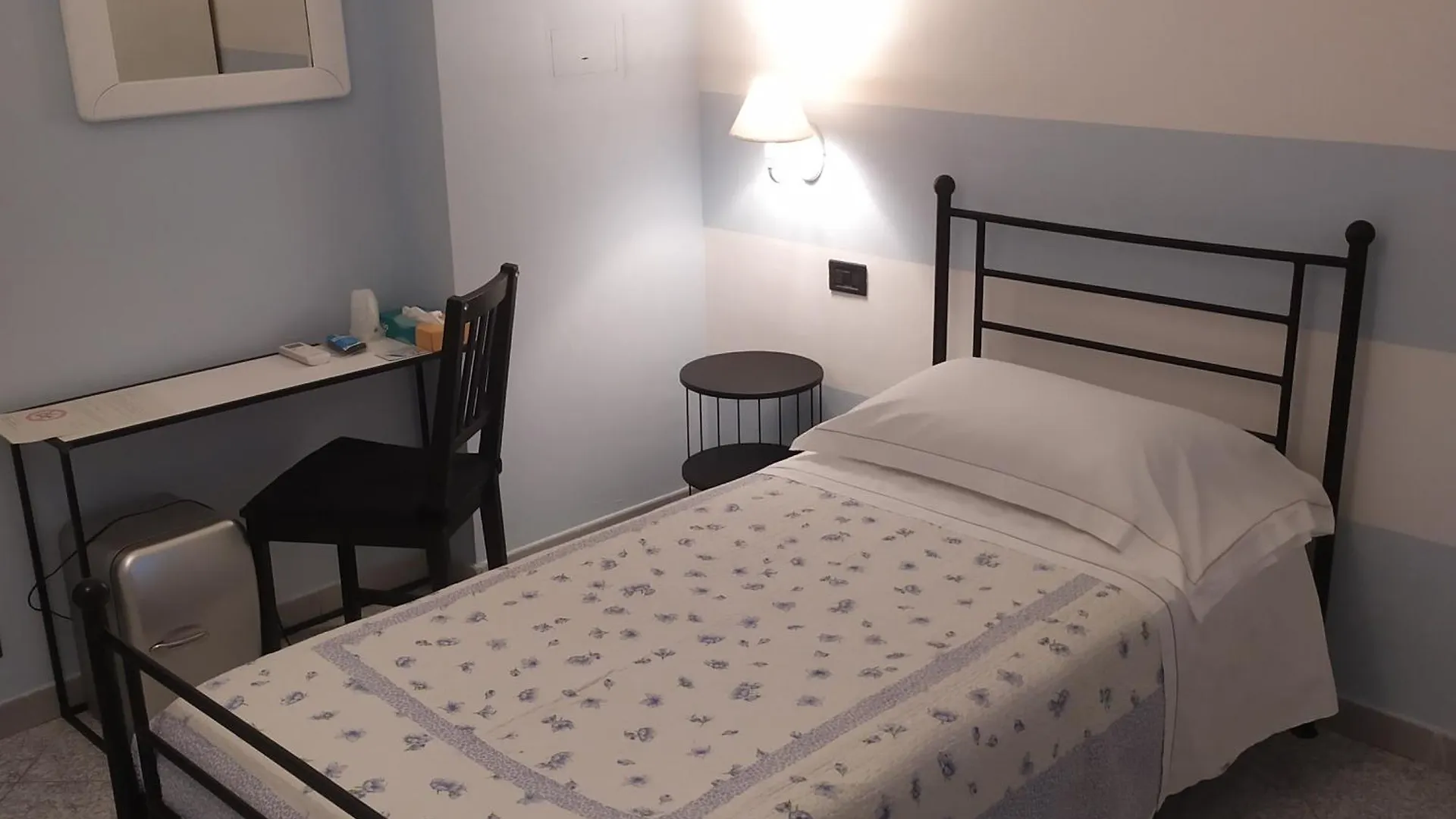 Hotel Torre Celle Ligure 2*,